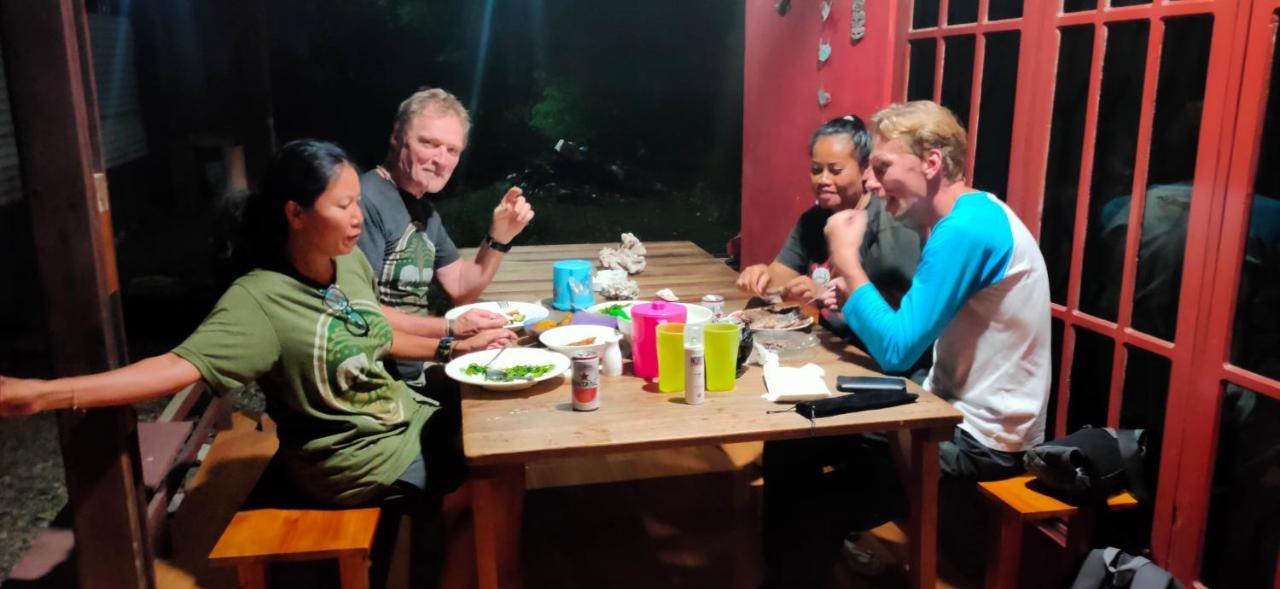 Casa Minha Backpackers Hostel 딜리 외부 사진