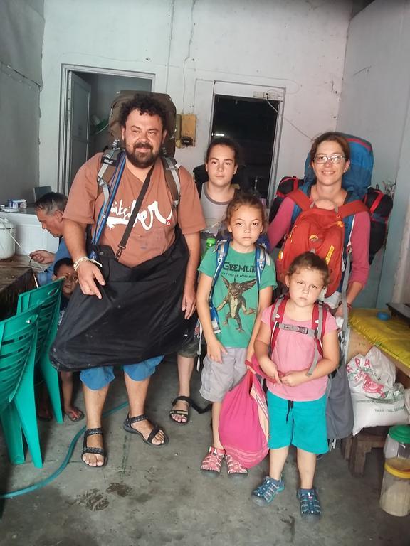 Casa Minha Backpackers Hostel 딜리 외부 사진